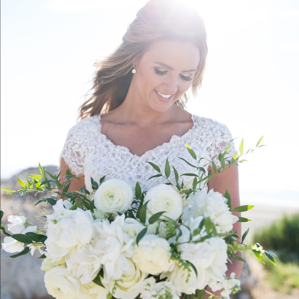 Meet your Posher, Abigail